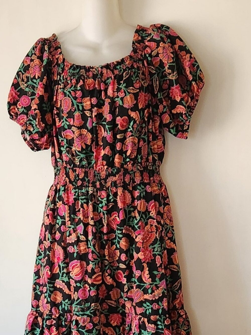 Knox Rose maxi dress sz M floral black pink green ruffles EUC